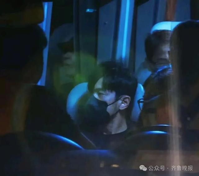 周杰伦抵达济南，“双向奔赴”画面曝光！演唱会最全交通指南来了