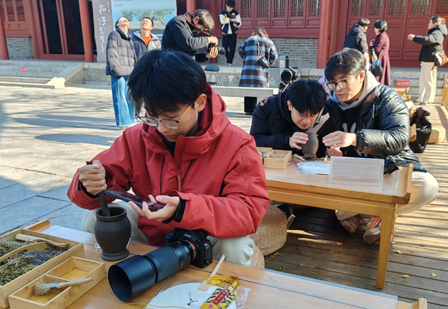 “发现临沂”City walk正当时——临沂大学“城市文旅探索家”大学生旅游线路体验活动举行