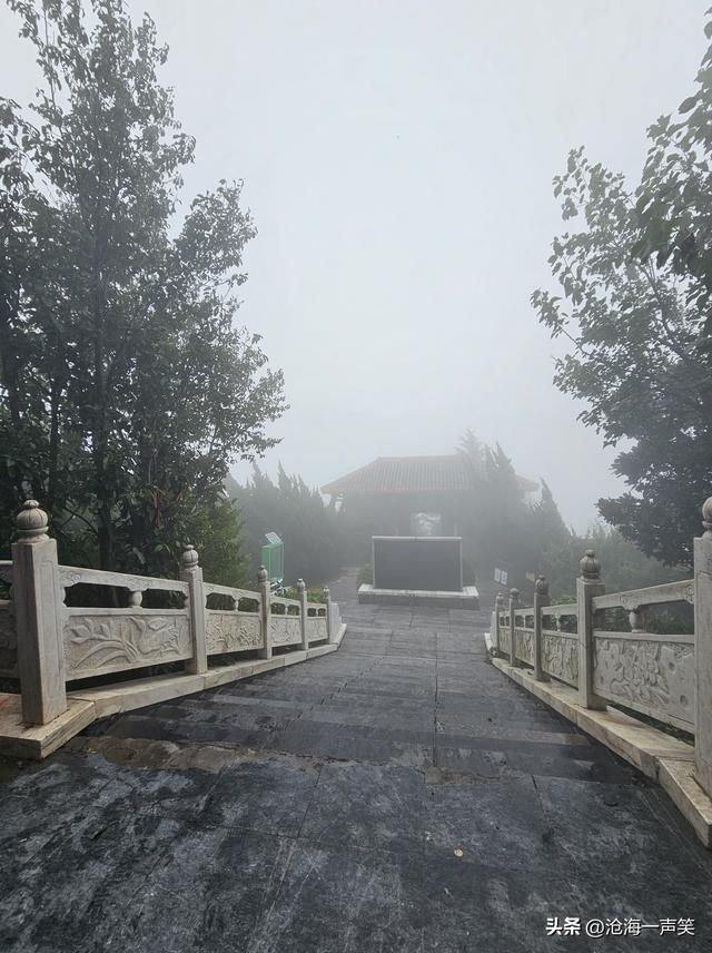 始祖山的魅力，黄帝迎日蜂，中华第一阁轩辕阁，千年文明始于此!