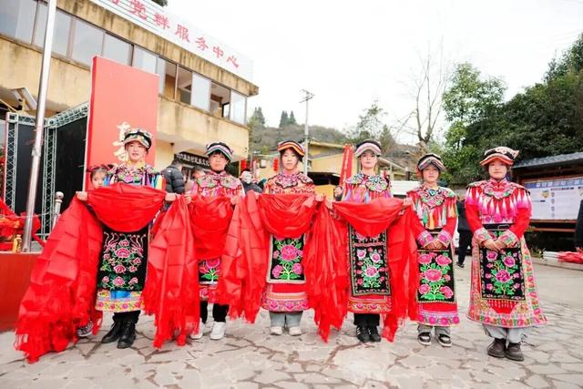 奔赴南宝山羌年庆典，邂逅“云上民族”的千年浪漫