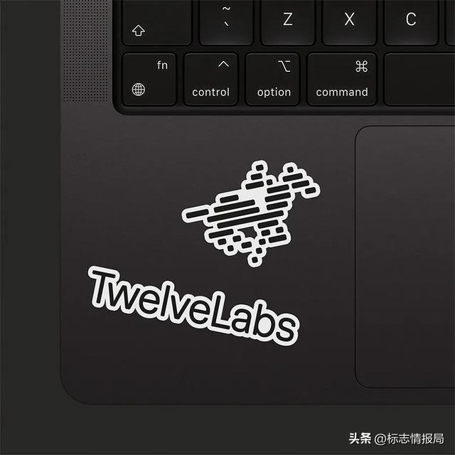 别不信!这匹奔马真的只用了12条线!