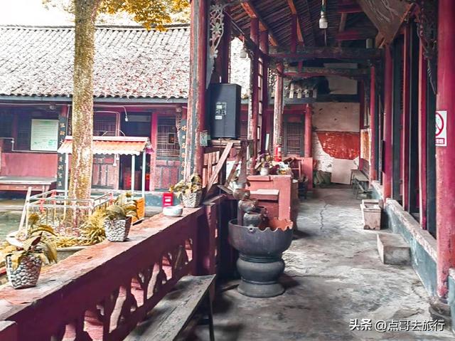 成都崇州最原始的3处老街，古朴原始被严重低估，土美食香味诱人