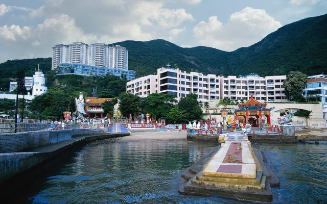 香港浅水湾：跟着“本地向导”打卡“东方夏威夷”