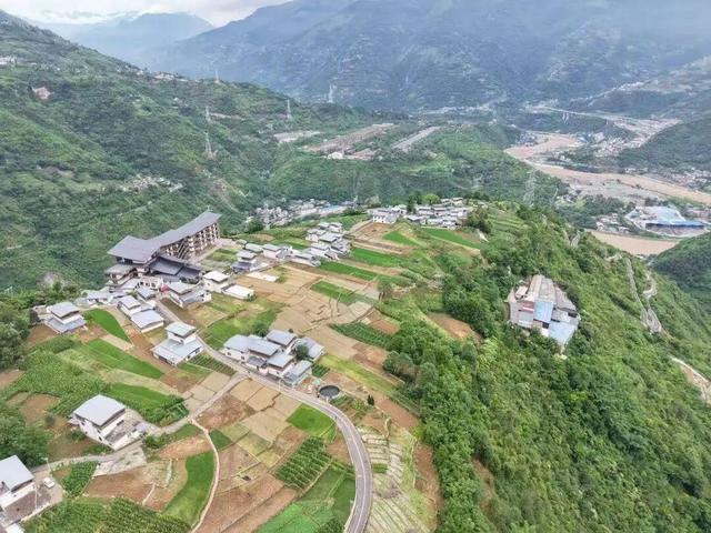 从“保护区”到“会客厅”：金口河如何让大瓦山的风光“变现”？