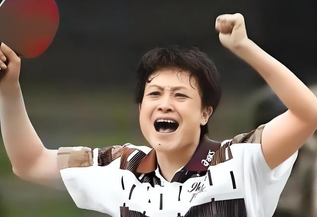 入日籍嫁日本丈夫，击败邓亚萍大喊吆西的她，如今竟想回上海养老