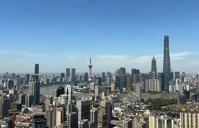 魔都天际线上新！来“瞰” 不一样的上海→