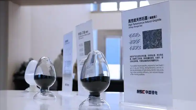 稀土之后，中国又一记“断电”重拳，这才是真正对美战略级武器!
