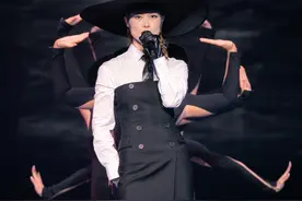 《超级女声》冠军，华语顶级偶像——李宇春唱功如何？硬核分析！图片