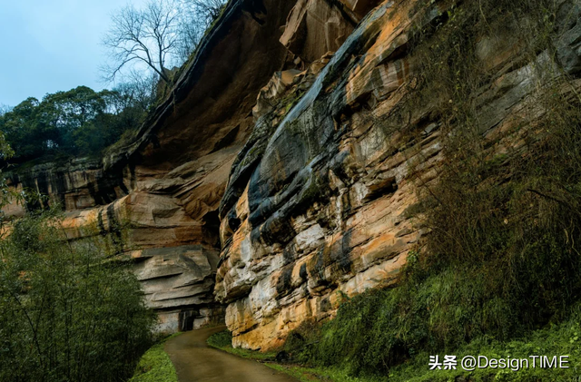 巨石顶上400年，湖南最“悬”的村庄！媳妇难娶，风景绝了！