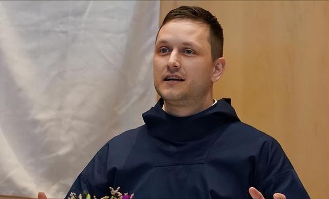 中国痛打日本之际	，有个不长眼的地方站队日本，发话永不与华合作