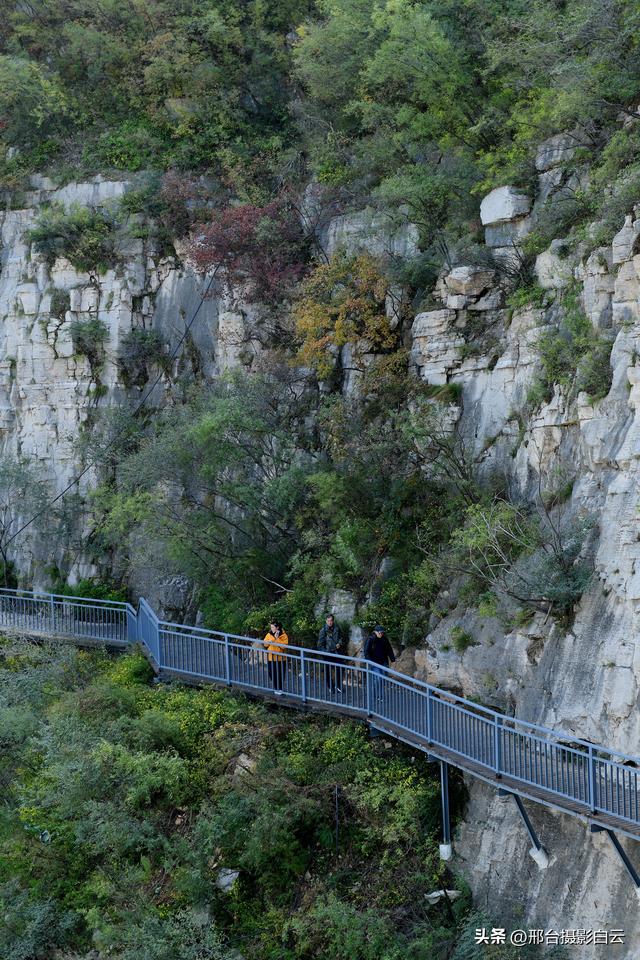 邢台天梯山：秋色美景入画来
