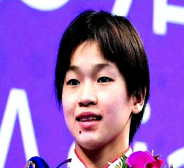 正式退出！全红婵官宣意外决定。中国跳水队无奈批准，陈芋汐祝福
