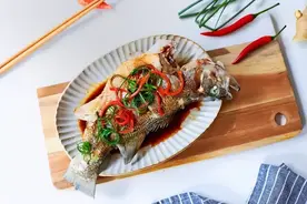 它是淡水鱼中的“极品”，没有一根小刺，价格不贵，多给孩子吃！图片