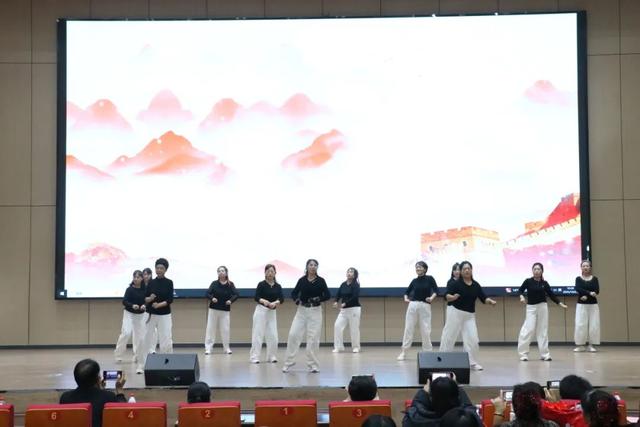 文化服务在您身边 | 阳信县信城街道：“魅力梨乡舞起来”——百姓村晚重阳节专场圆满举办