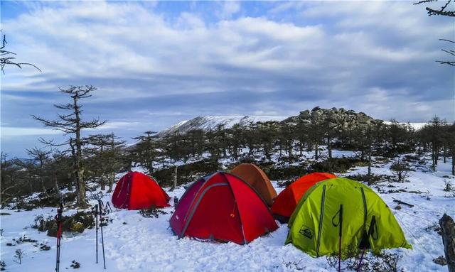 为了流量不要命，被追捧的“网红徒步线”，成死亡率最高夺命线