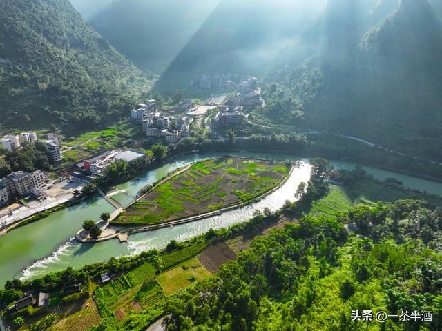 巴马悠闲自驾攻略！广西巴马县轻松自驾游线路，串联景点营地美食