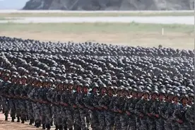 我国一级战备状态一旦开启，要所有男性上战场吗？普通人能做什么图片