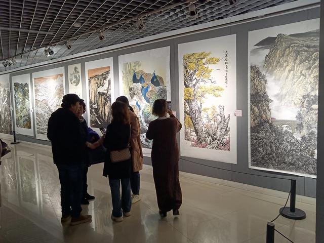 【艺术焦点】西安市中国画研究会会员作品展在西安隆重开幕