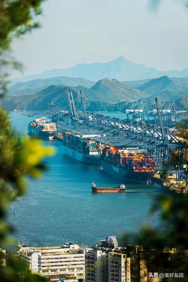 一座城，45年的海阔天空