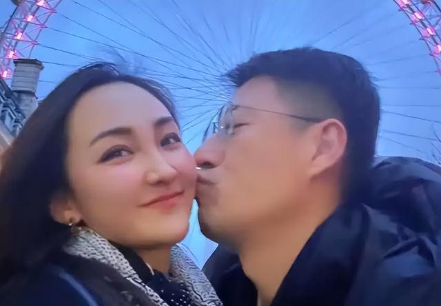 原来他们是夫妻，恩爱十三年不温不火，演完《生万物》终于红了