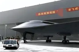 有了歼-36，就不需要轰-20了？专家：轰-20的作用仍然无法替代图片
