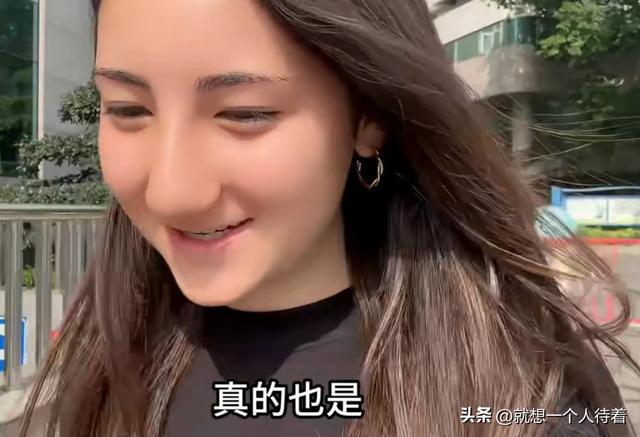 法国四姐女儿瓦尼萨鼻子拆线纱布揭掉了 看看手术前后的对比图吧！