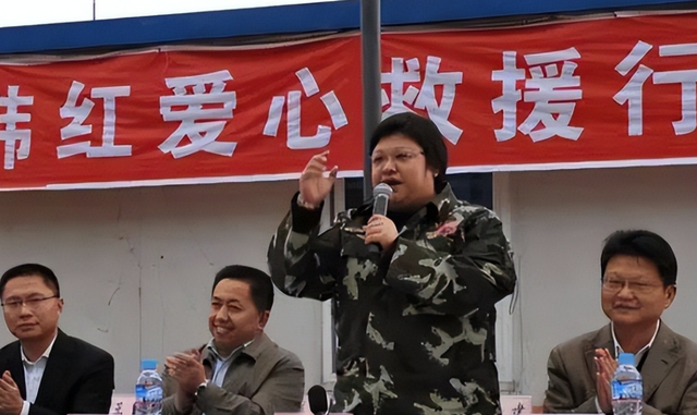 贪污上亿	、假慈善？被实名举报的韩红	，还是没有等来一声道歉