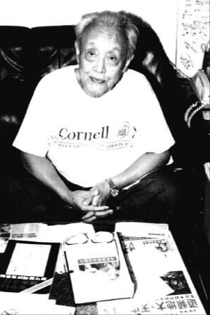 2007年，大特务谷正文离世，临终前叮嘱子养女：请把我的勋章放好