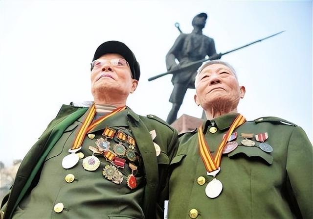 赖清德下最后通牒，不许抗日老兵出席93阅兵，大陆用12字预言结局
