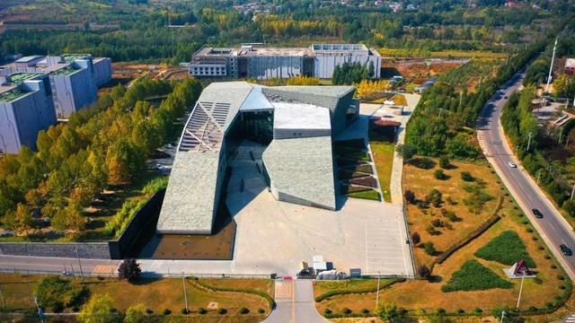 带娃必看！钻溶洞、寻“化石”、访古刹，这条线路边玩边学超带感