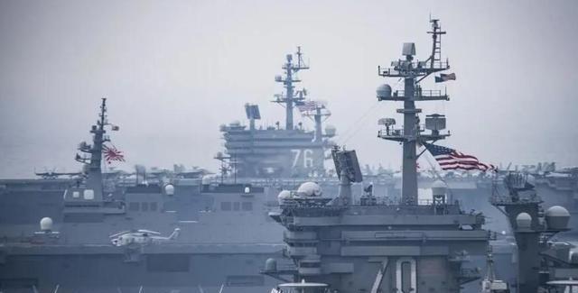 美国就算一动不动，中国20年也追不上？九三阅兵后，局势已被改