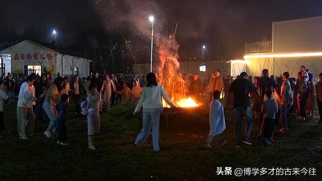 长！阳“云中凉都”火烧坪：高山“凉资源”催生避暑“热经济”
