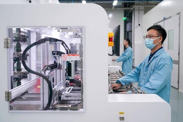 只要出现一家国产DUV光刻机，台积电和英伟达好日子就到头了