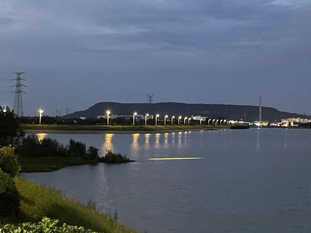 夜骑六合东南滁河河堤玉带到六合铁路桥段