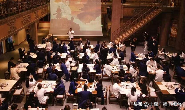 “神武峡”IP驱动世界级文旅枢纽加速崛起！武当山机场国际航线将于10月临时开放