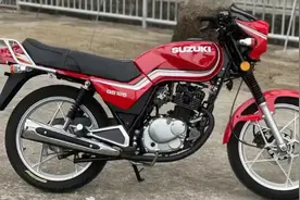 永不落幕的经典铃木王—铃木GS125图片