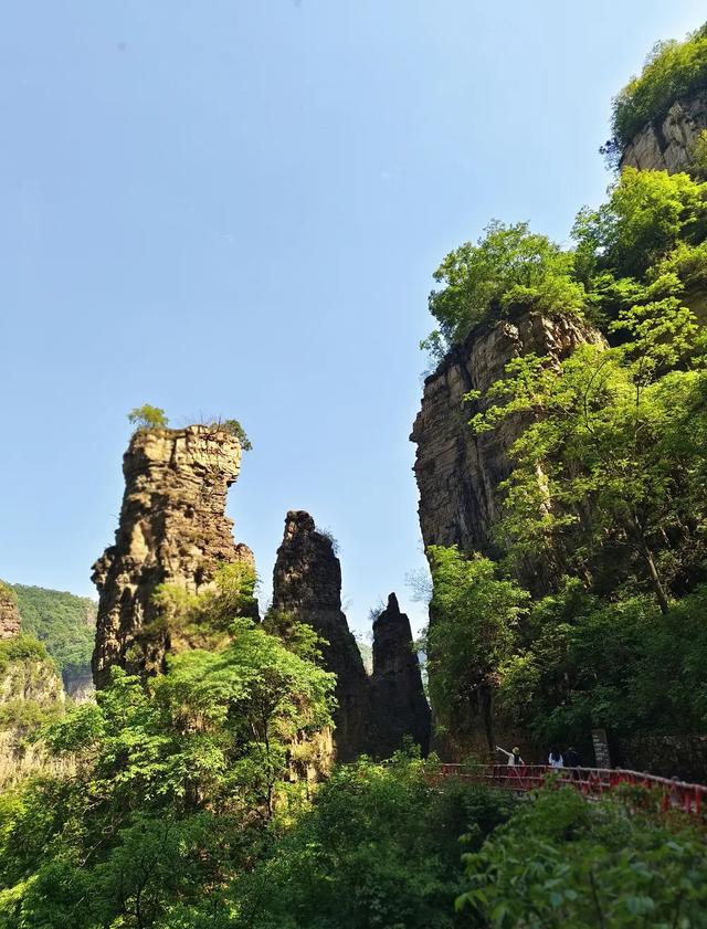 躲进燕山深处的清凉世界：被清代列为"风水禁地"200年的原始山林
