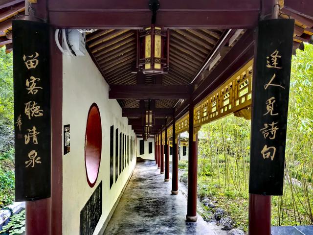 探寻成县杜甫草堂：不一样的诗韵遗风