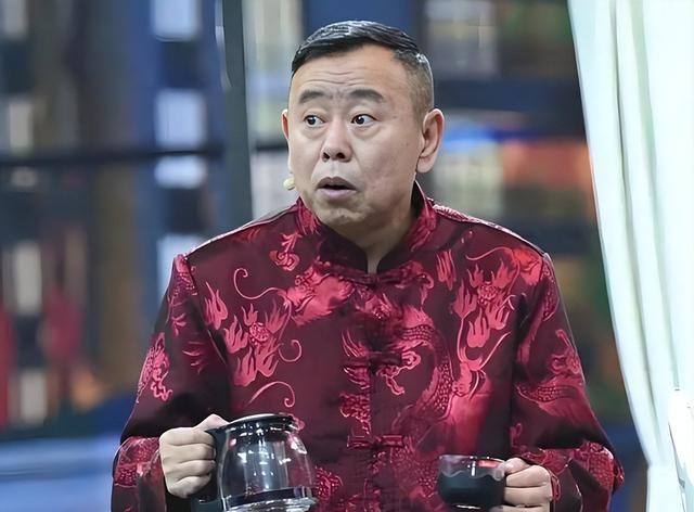 4个老婆，全家移民，享受正师级待遇，潘长江身上哪个标签是真的