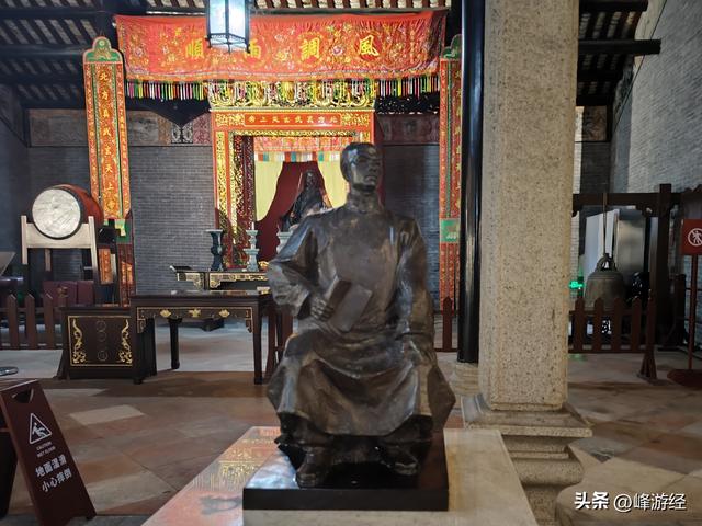 参观三元里抗英斗争纪念馆，感受百年前中国人民不惧强敌的精神