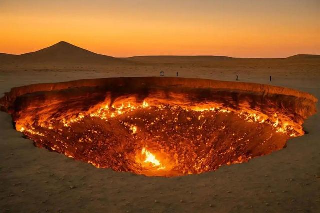 燃烧半世纪的地狱之门，35亿吨油田抵中国7年进口量，却无人敢采