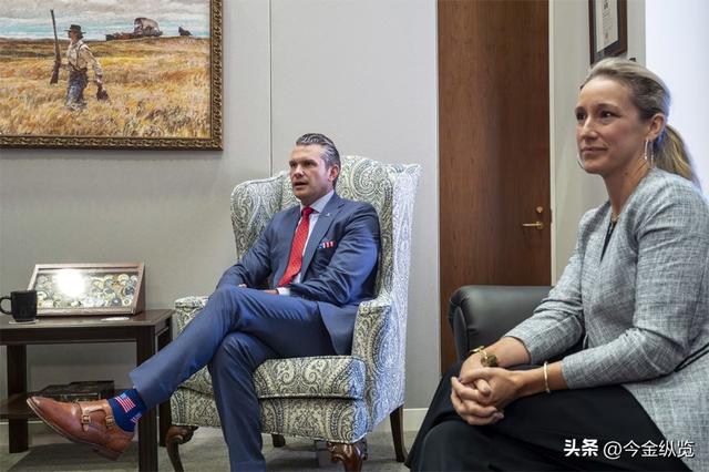 美国高层罕见自曝“家底”，这次是真要收缩了，战略调整证据再添