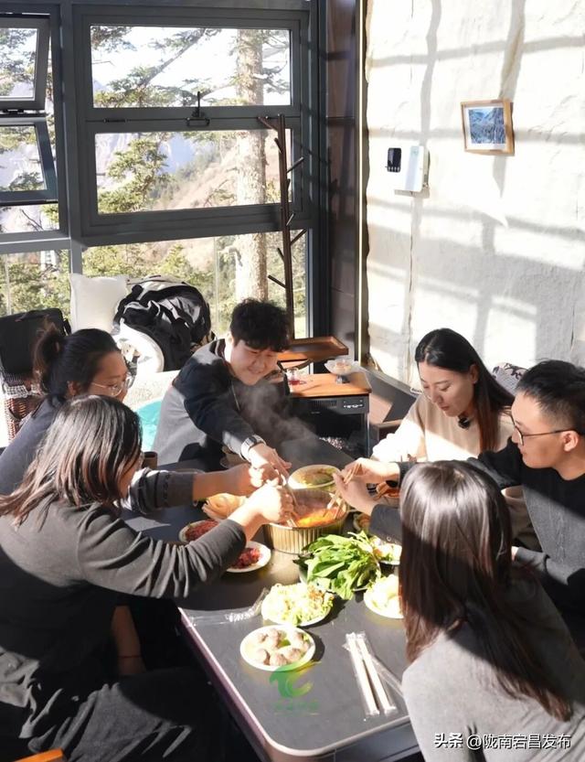 雪巅烟火，云端寻味——雷古山解锁冬日限定浪漫