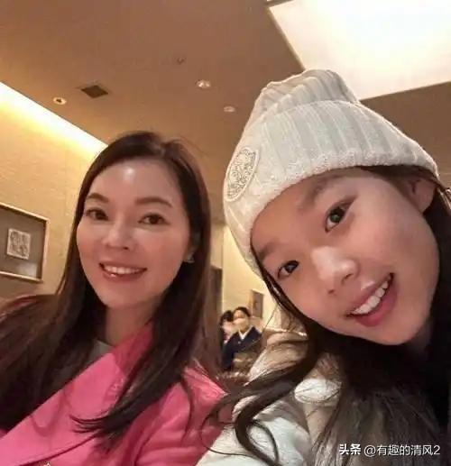 郭台铭做梦也没想到，结婚17年后，曾馨莹开始给全家人“争光”了