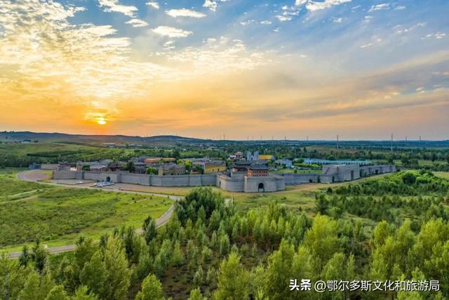 错峰正当时！来鄂尔多斯文化产业园感受秋日清空自由