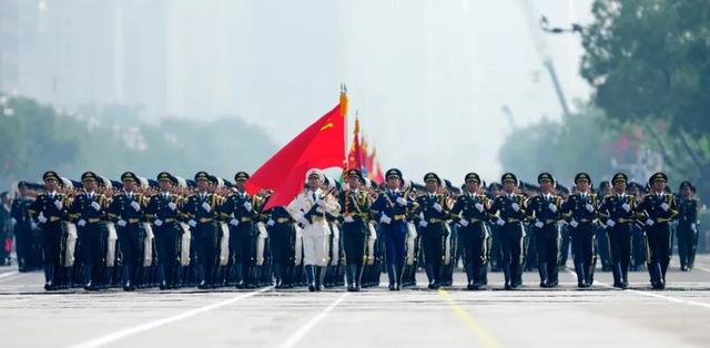 台胞以两首诗词礼赞九三大阅兵