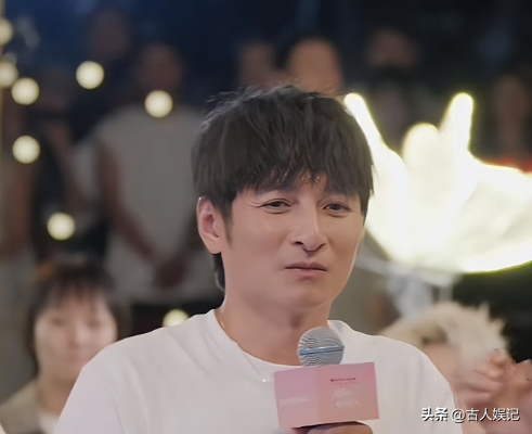 从主持人到“精神病” 无儿无女消失多年的李维嘉 48岁现状令人唏嘘