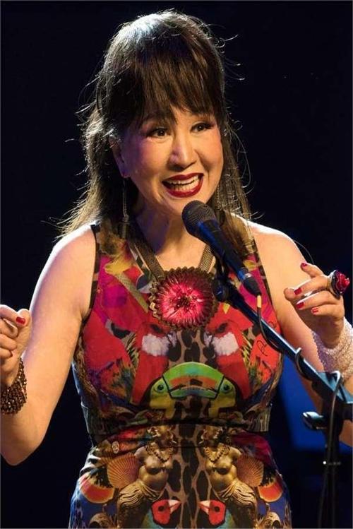 原来早已不是中国籍？事业巅峰远赴美国，被老外“玩腻”晚年回国