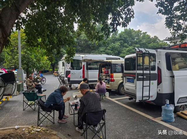 打卡元江，你会遇到三个版本的“热带”