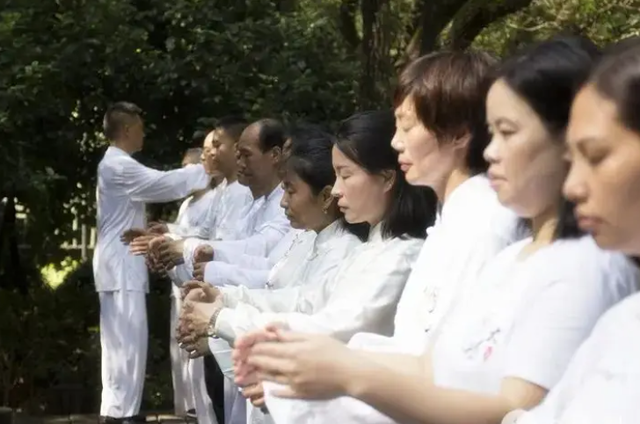 站桩自然呼吸形成“腹式呼吸”的过程，看完不再纠结呼吸